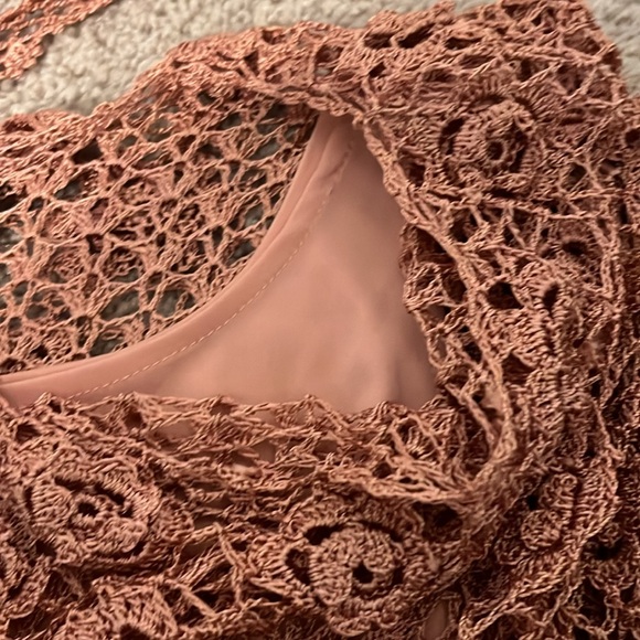 Pyramid Collection Knit Top - Picture 6 of 8